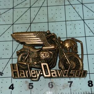 Vintage 1980 Harley Davidson winged Skull Motorcycle brass belt buckle